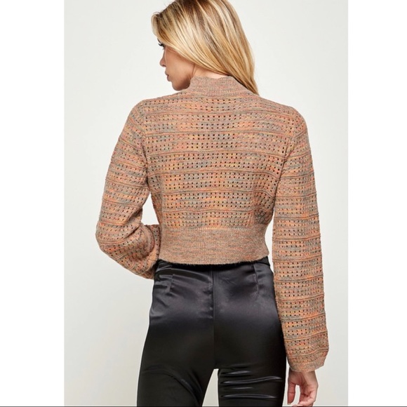 Few Left- CHRISSI• CROPPED KNIT SWEATER - Multicolor - Picture 10 of 13